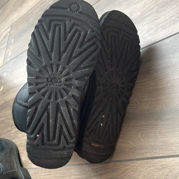 Leather UGG Boots - Picture 3 of 4